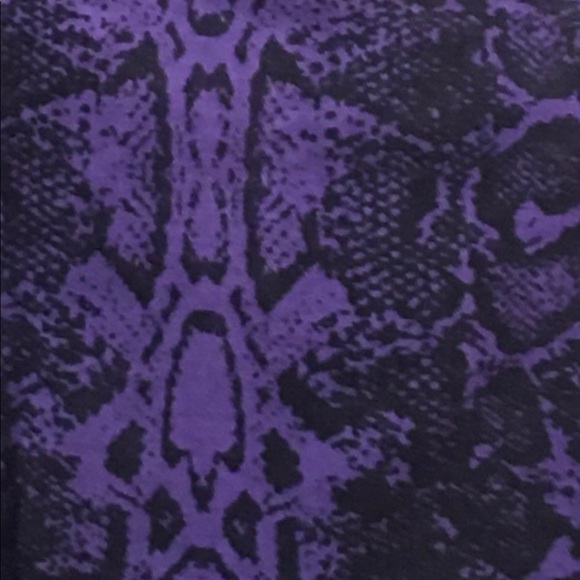 *Factorie* Zipper detail mini skirt. Size 10 - Picture 5 of 8